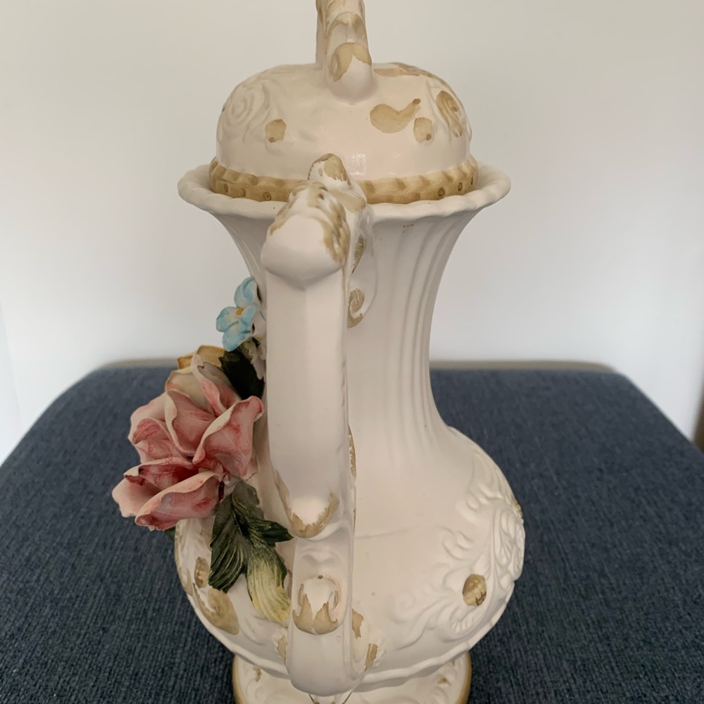 Beautiful Pitcher - Picture 7 of 8